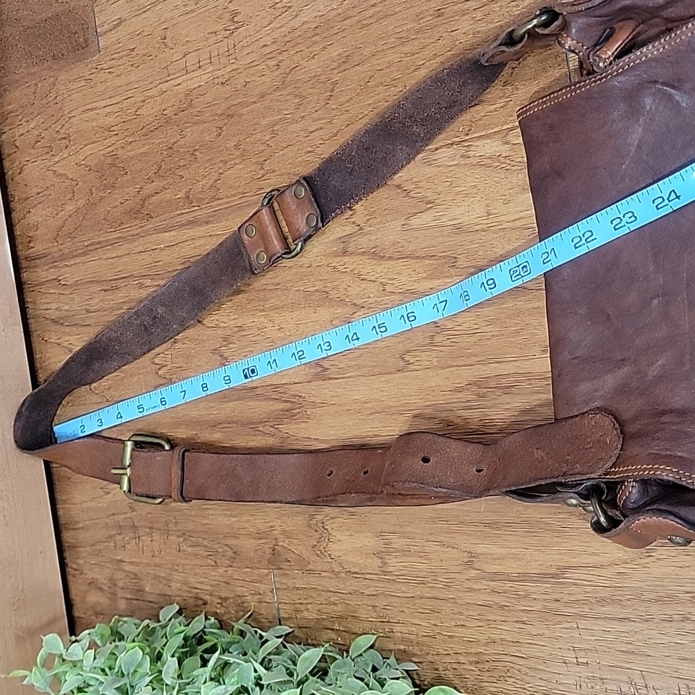 Campomaggi Italy Leather Crossbody Satchel - Picture 16 of 16